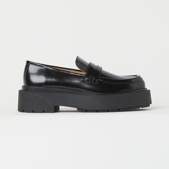 H&M Shoes - Leather platform loafers